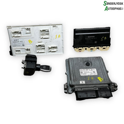 Mercedes-Benz Mercedes A W176 Startspærre Med OEM Nr. A1569011400 Fra Mercedes-Benz Ophugger