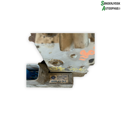 Mazda 323 4D Bj12 ABS Pumpe Med OEM Nr. B25D437AZ Fra Mazda Ophugger