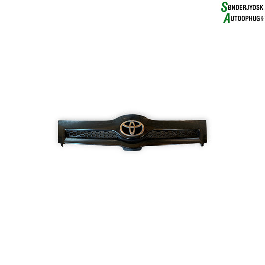 Toyota Corolla Verso Frontgitter Med OEM Nr. 531110F901 Fra Toyota Ophugger