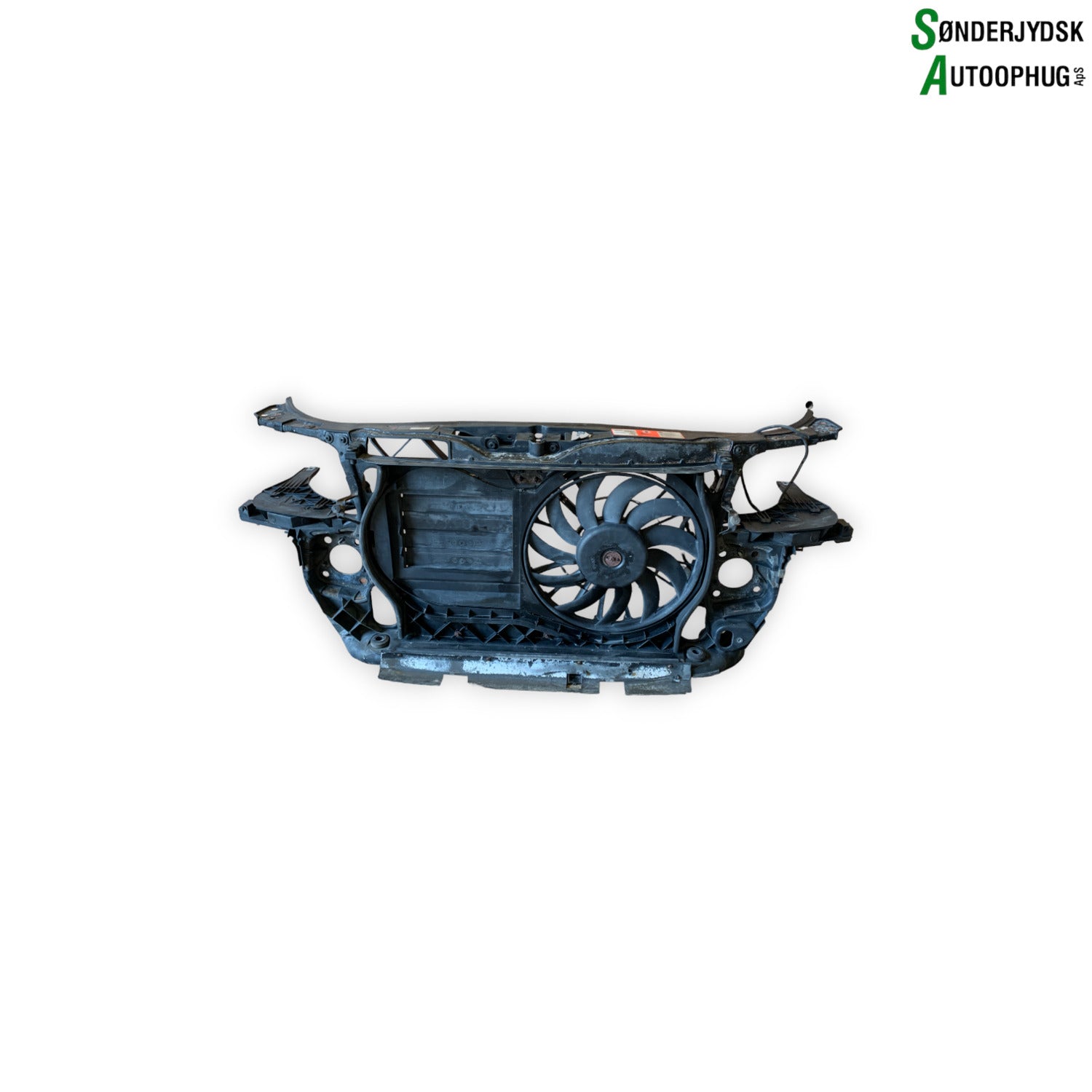 Audi A4 Frontkasse Med OEM Nr. 8E0805594 Fra Audi Ophugger