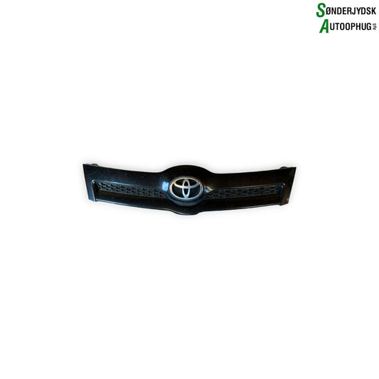 Toyota Corolla Verso Frontgitter Med OEM Nr. 531110F901 Fra Toyota Ophugger