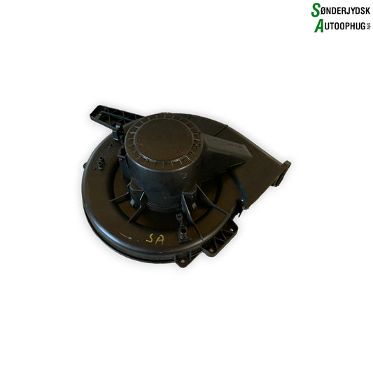 VW Polo 6C Varmeblæser Med OEM Nr. 6R1819015A Fra VW Ophugger