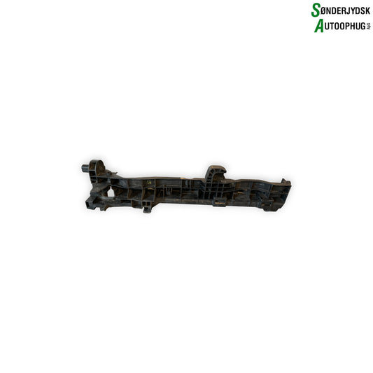 Mercedes-Benz C W205 Kølerkappe Med OEM Nr. A0995042418 Fra Mercedes-Benz Ophugger