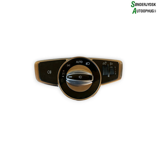 Mercedes-Benz C W205 Kontakt Lys Med OEM Nr. A2059056000 Fra Mercedes-Benz Ophugger