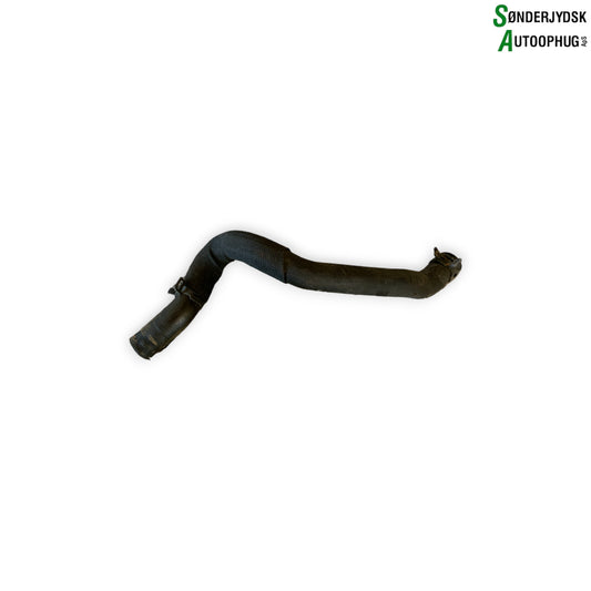 Mercedes-Benz C W205 Køler Slanger Med OEM Nr. A2058301902 Fra Mercedes-Benz Ophugger