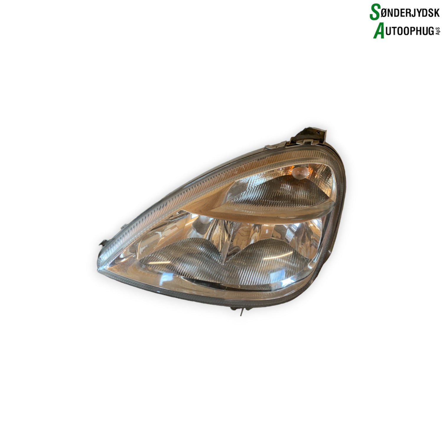 Mercedes A W168 Forlygte Med OEM Nr. 0301192201 Fra Mercedes Ophugger