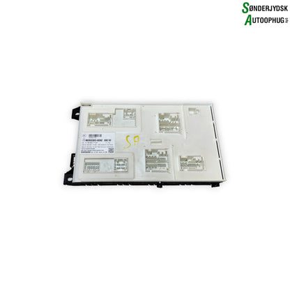 Mercedes-Benz A-W176 Bcm / Komfortkomputer Med OEM Nr. A1569011400 Fra Mercedes-Benz Ophugger