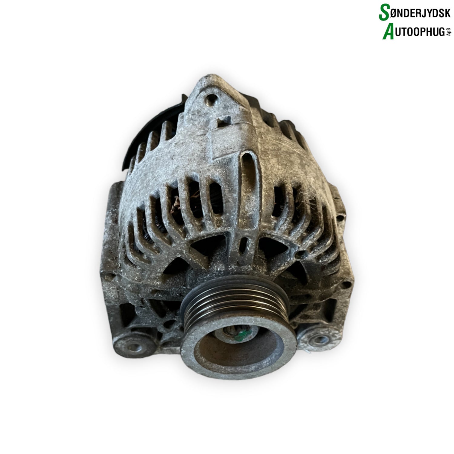 Renault Megane 2 Generator Med OEM Nr. 23100BN700 Fra Renault Ophugger