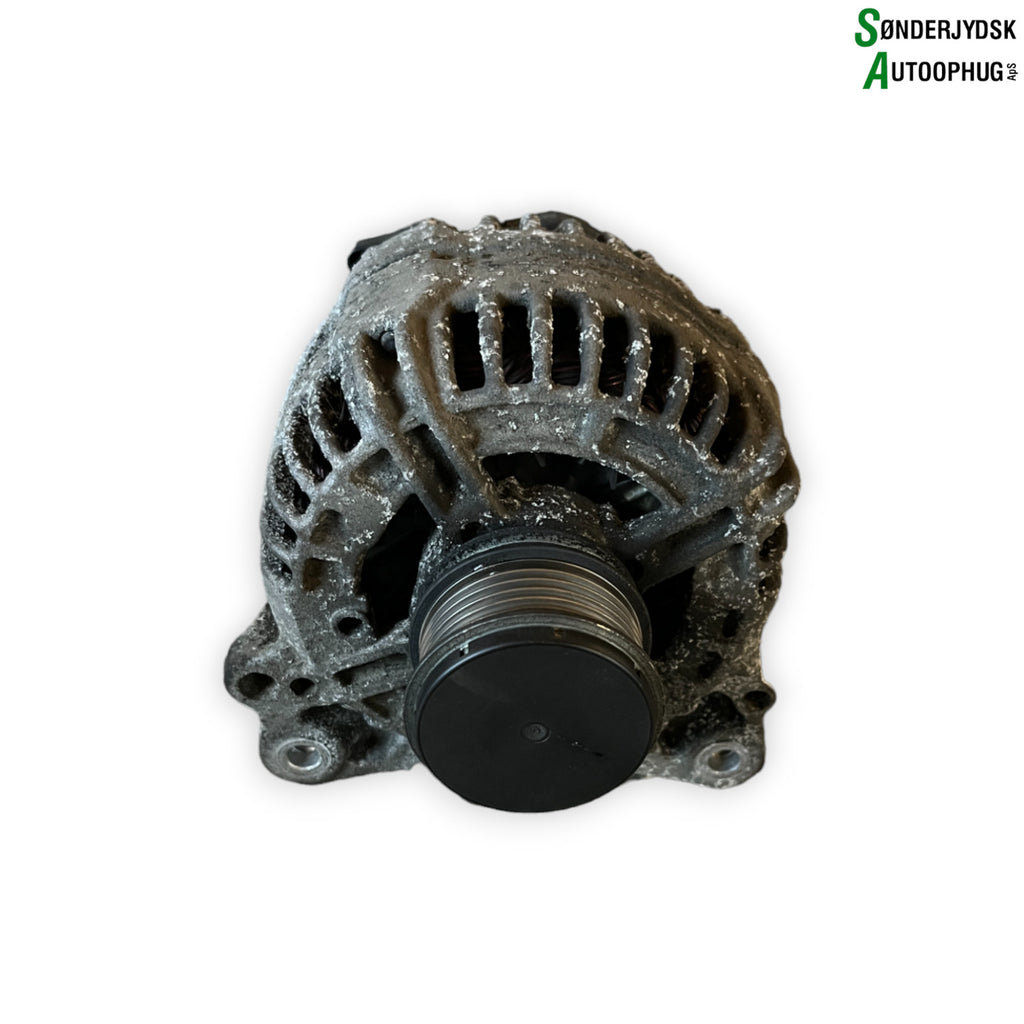 Skoda Fabia Generator Med OEM Nr. 021903025T Fra Skoda Ophugger