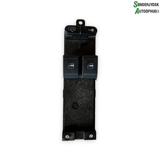 Skoda Fabia Kontakt Rudehejs Med OEM Nr. 1J3959857A Fra Skoda Ophugger