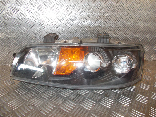 Fiat Punto II Forlygte Med OEM Nr. Ophugger Fra Fiat Ophugger