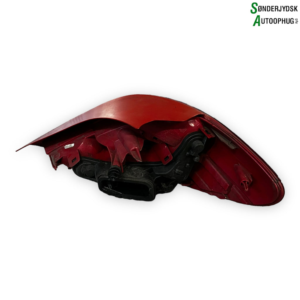 Peugeot 207 Baglygte Med OEM Nr. 6350HQ Fra Peugeot Ophugger
