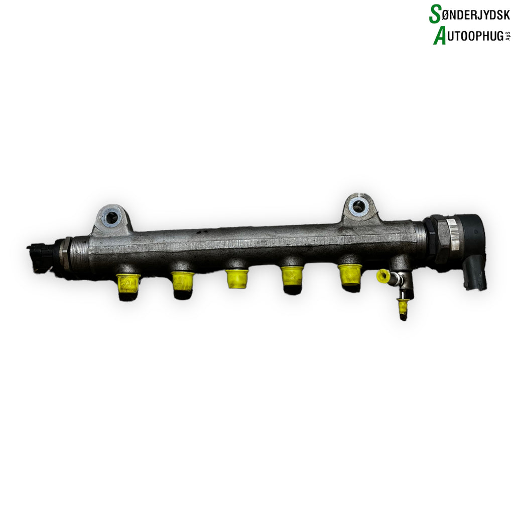 Hyundai I30 Km Rail Bro Med OEM Nr. 0445214111 Fra Hyundai Ophugger