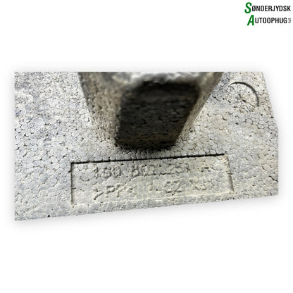 VW UP Kofangerstiver Med OEM Nr. 1S0807251A Fra VW Ophugger