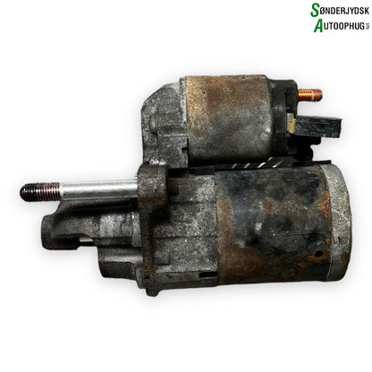 Suzuki Swift Starter Med OEM Nr. 3110063J0 Fra Suzuki Ophugger