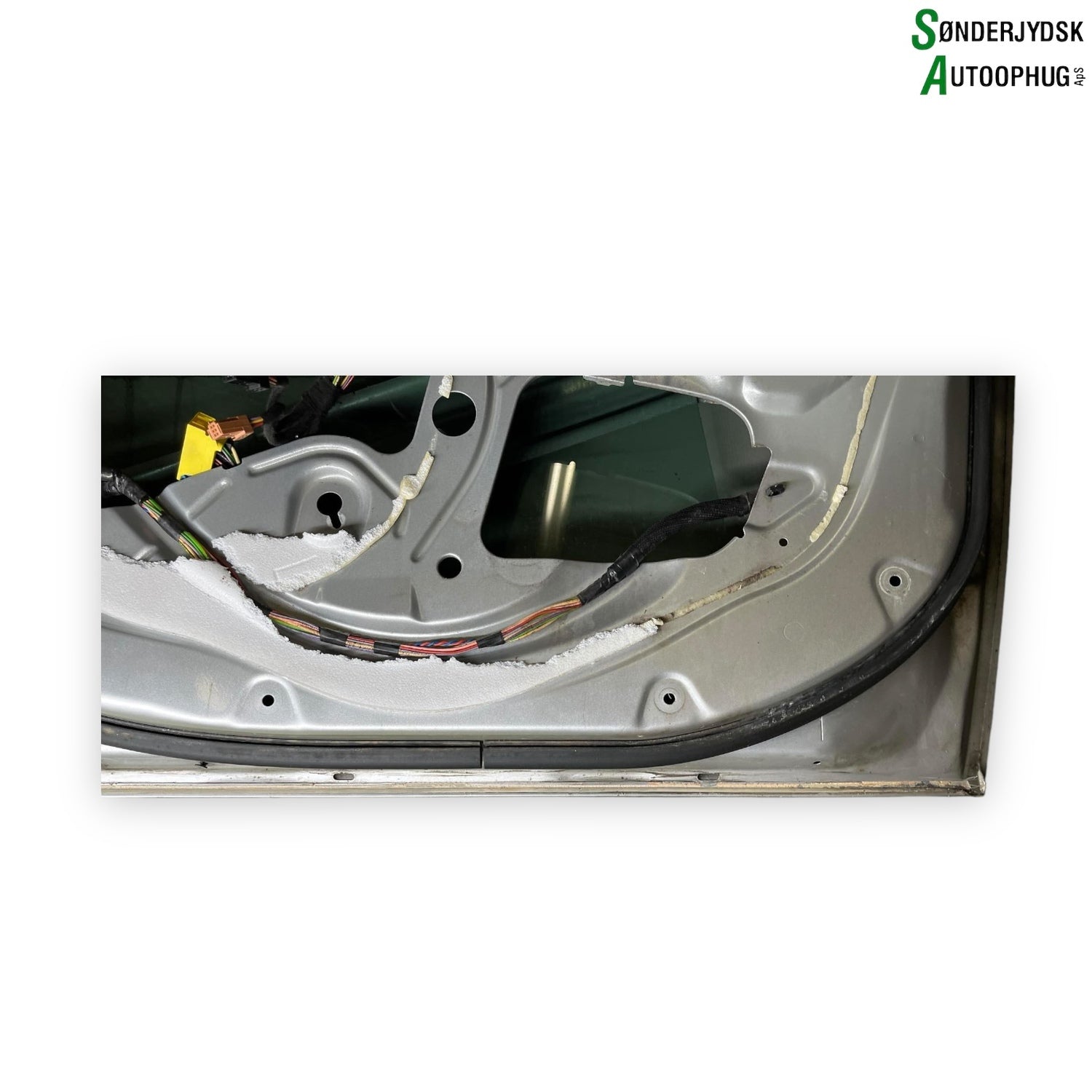 Peugeot 508 Fordør V Med OEM Nr. 9677683980 Fra Peugeot Ophugger