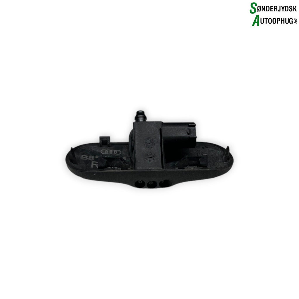 Audi A4 Sprinklerdyse Med OEM Nr. 8T0955987B Fra Audi Ophugger