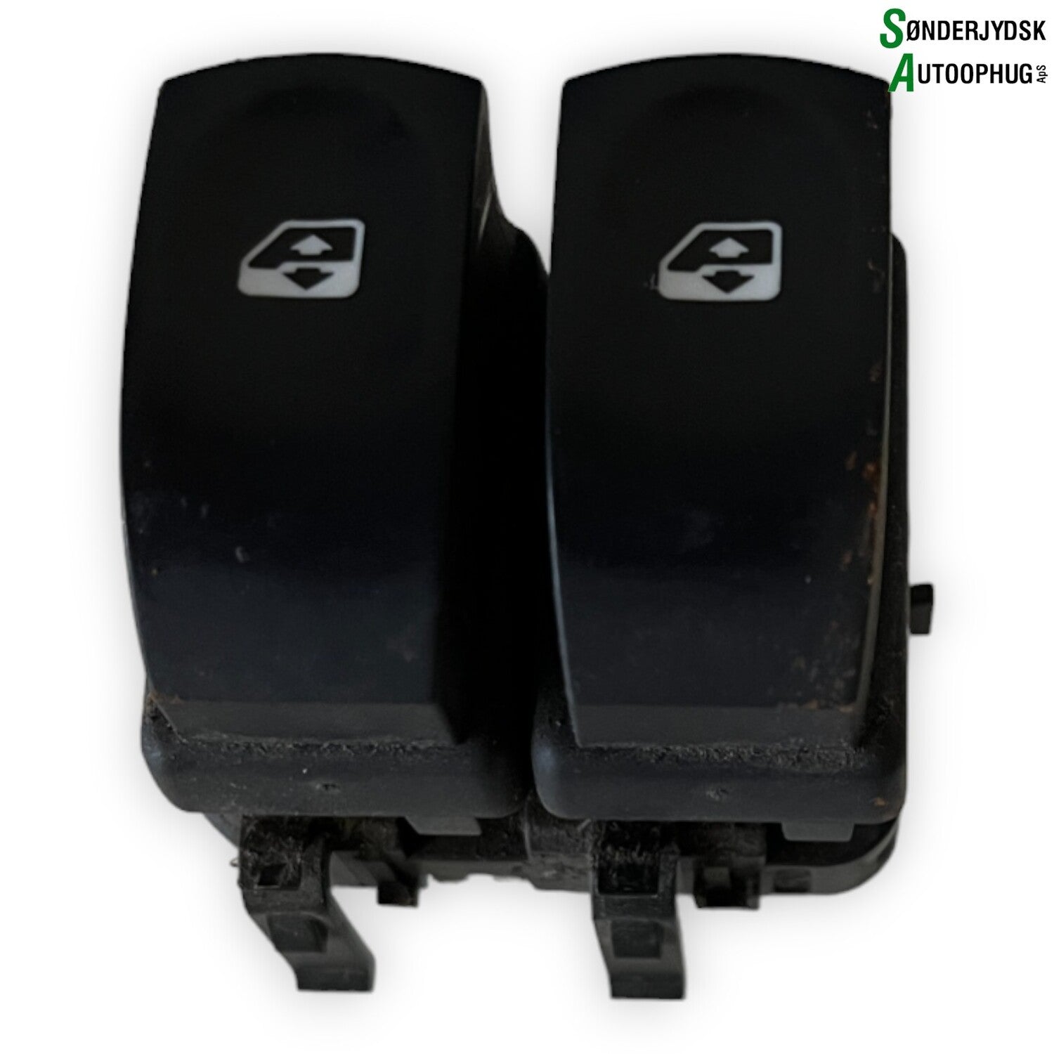 Renault Modus Kontakt Rudehejs Med OEM Nr. 8200214939 Fra Renault Ophugger