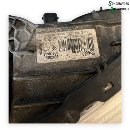 Citroen C5 Forlygte Med OEM Nr. 9684845580 Fra Citroen Ophugger