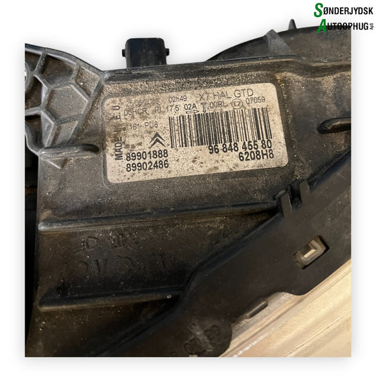 Citroen C5 Forlygte Med OEM Nr. 9684845580 Fra Citroen Ophugger