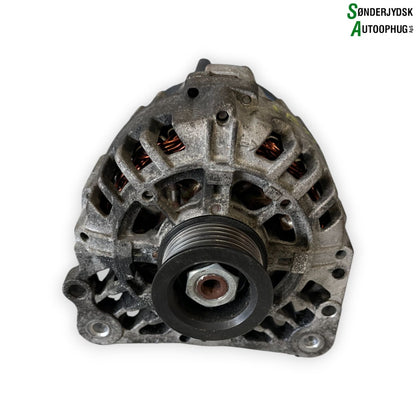 Skoda Fabia Generator Med OEM Nr. 03D903025J Fra Skoda Ophugger