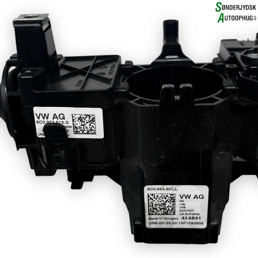 Skoda Fabia Kontakt Combi Med OEM Nr. 6C0953501L Fra Skoda Ophugger