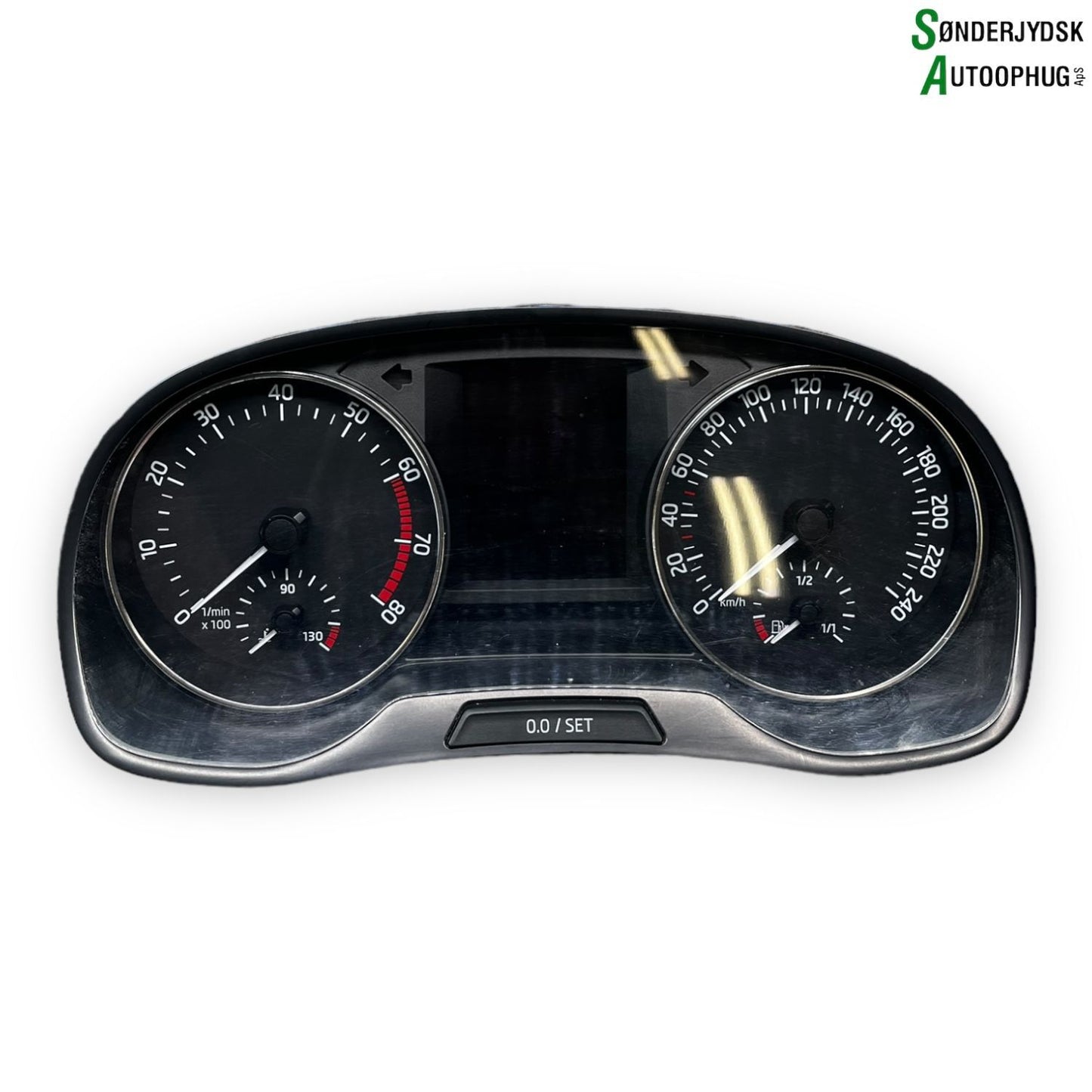 Skoda Fabia Speedometer - Instrument Med OEM Nr. 6V0920740 Fra Skoda Ophugger