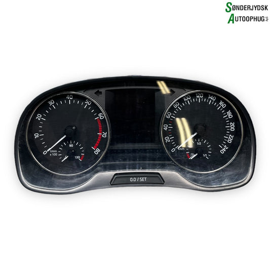 Skoda Fabia Speedometer - Instrument Med OEM Nr. 6V0920740 Fra Skoda Ophugger