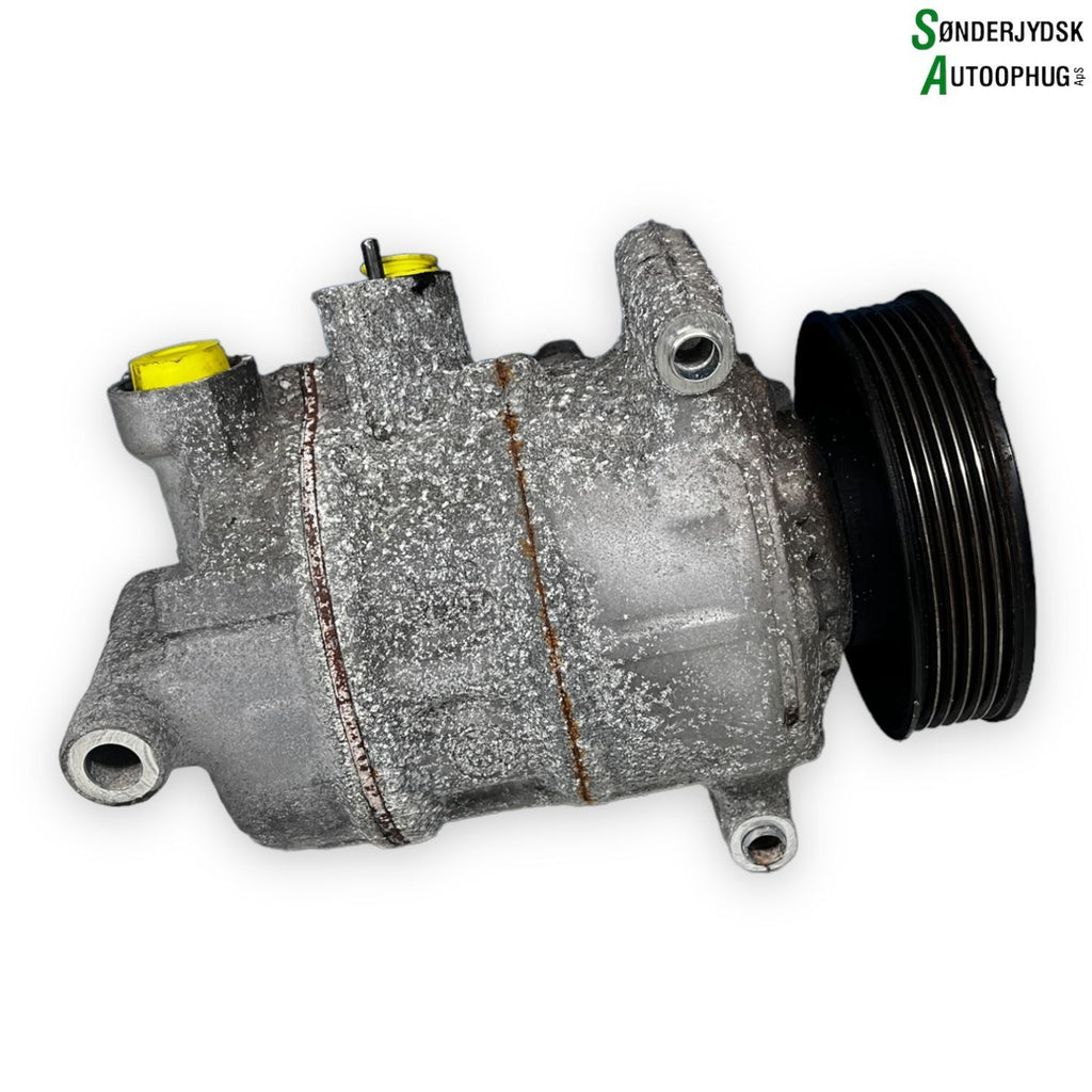 Skoda Fabia Aircondition Pumpe Med OEM Nr. 5Q0820803K Fra Skoda Ophugger