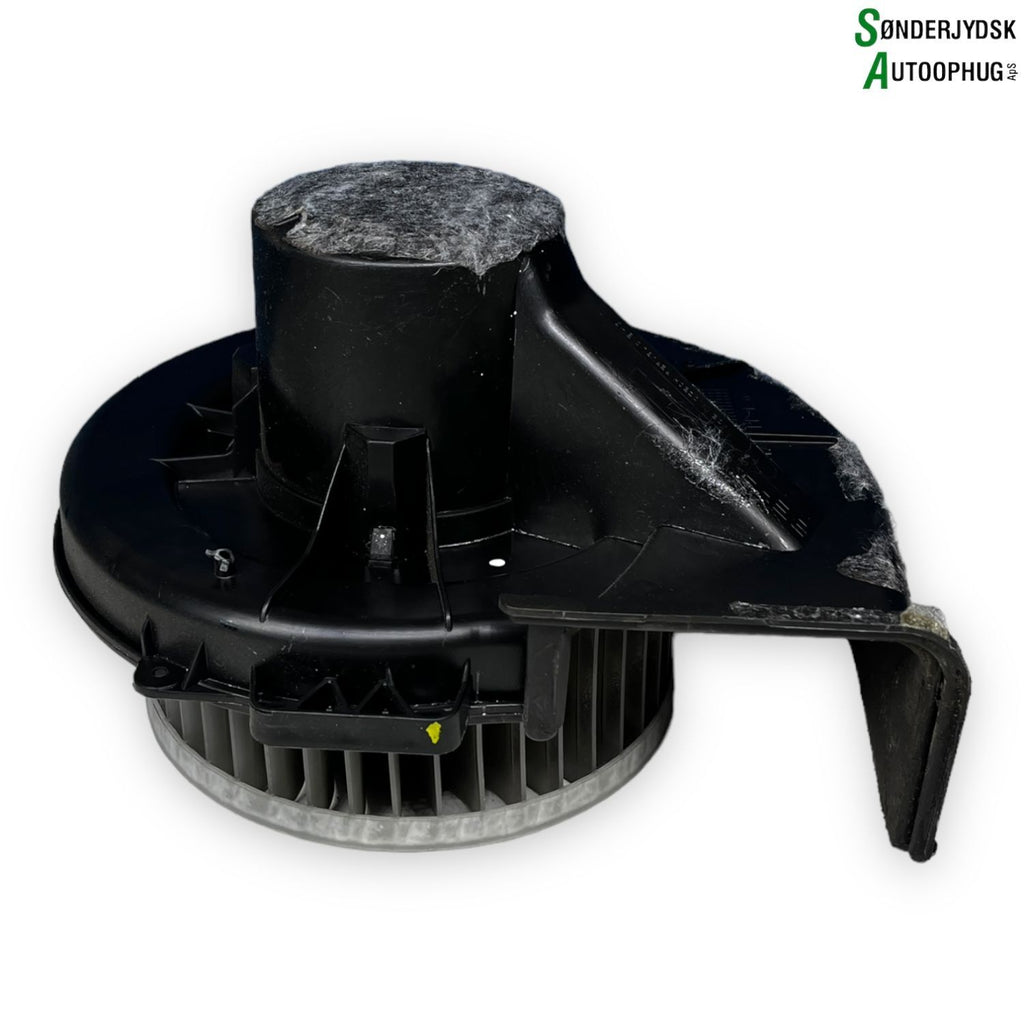 Skoda Fabia Varmeblæser Med OEM Nr. 6R1819015 Fra Skoda Ophugger