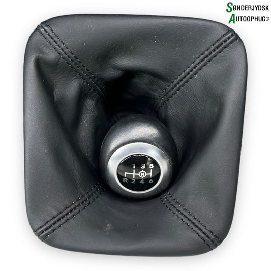 Mercedes-Benz A-W177 Gearmanchet Med OEM Nr. A1773640610 Fra Mercedes-Benz Ophugger