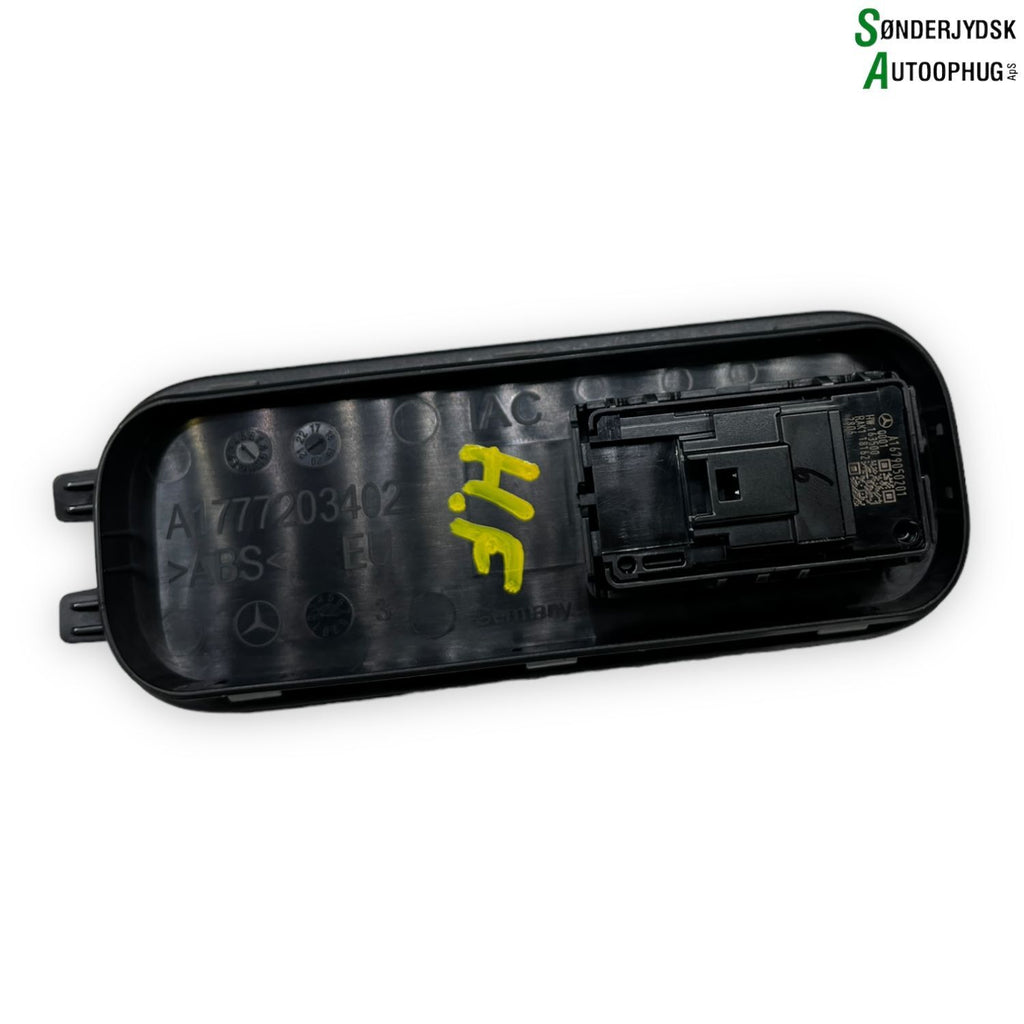 Mercedes-Benz Mercedes A W177 Kontakt Rudehejs Med OEM Nr. A1679050201 Fra Mercedes-Benz Ophugger