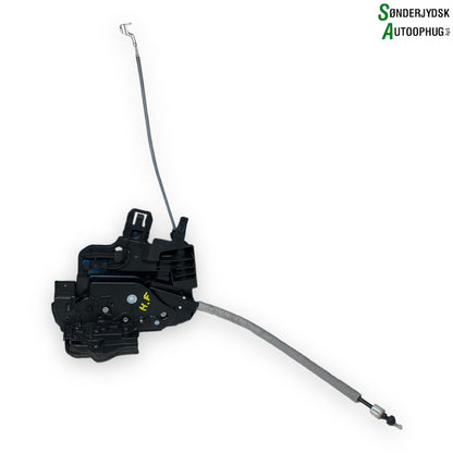 Mercedes-Benz A-W177 Dørlås Med OEM Nr. A2477230200 Fra Mercedes-Benz Ophugger