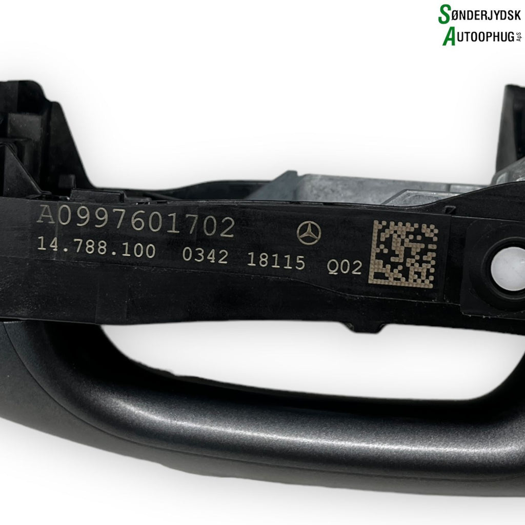 Mercedes-Benz Mercedes A W177 Håndtag Udvendig Med OEM Nr. A0997601702 Fra Mercedes-Benz Ophugger