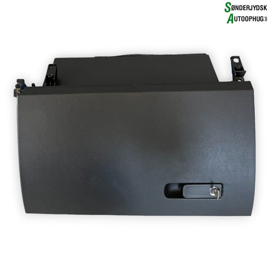 Mercedes-Benz A-W177 Handskerum Med OEM Nr. 17768009059051 Fra Mercedes-Benz Ophugger