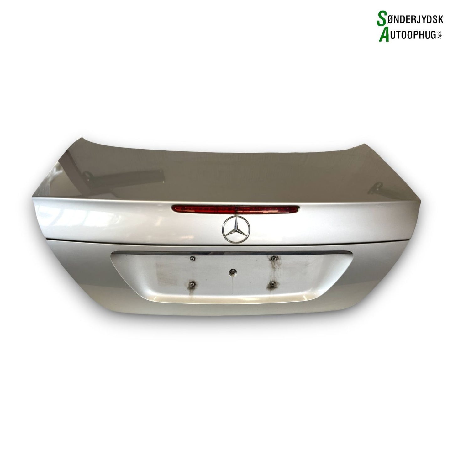 Mercedes E W211 Bagklap Med OEM Nr. 2117500075 Fra Mercedes Ophugger