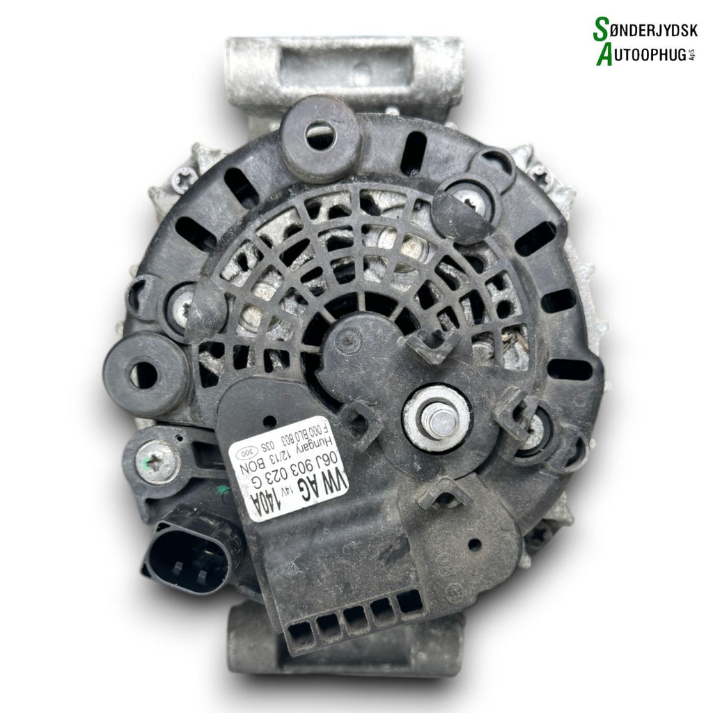VW Golf 7 Au Generator Med OEM Nr. 06K903024C Fra VW Ophugger