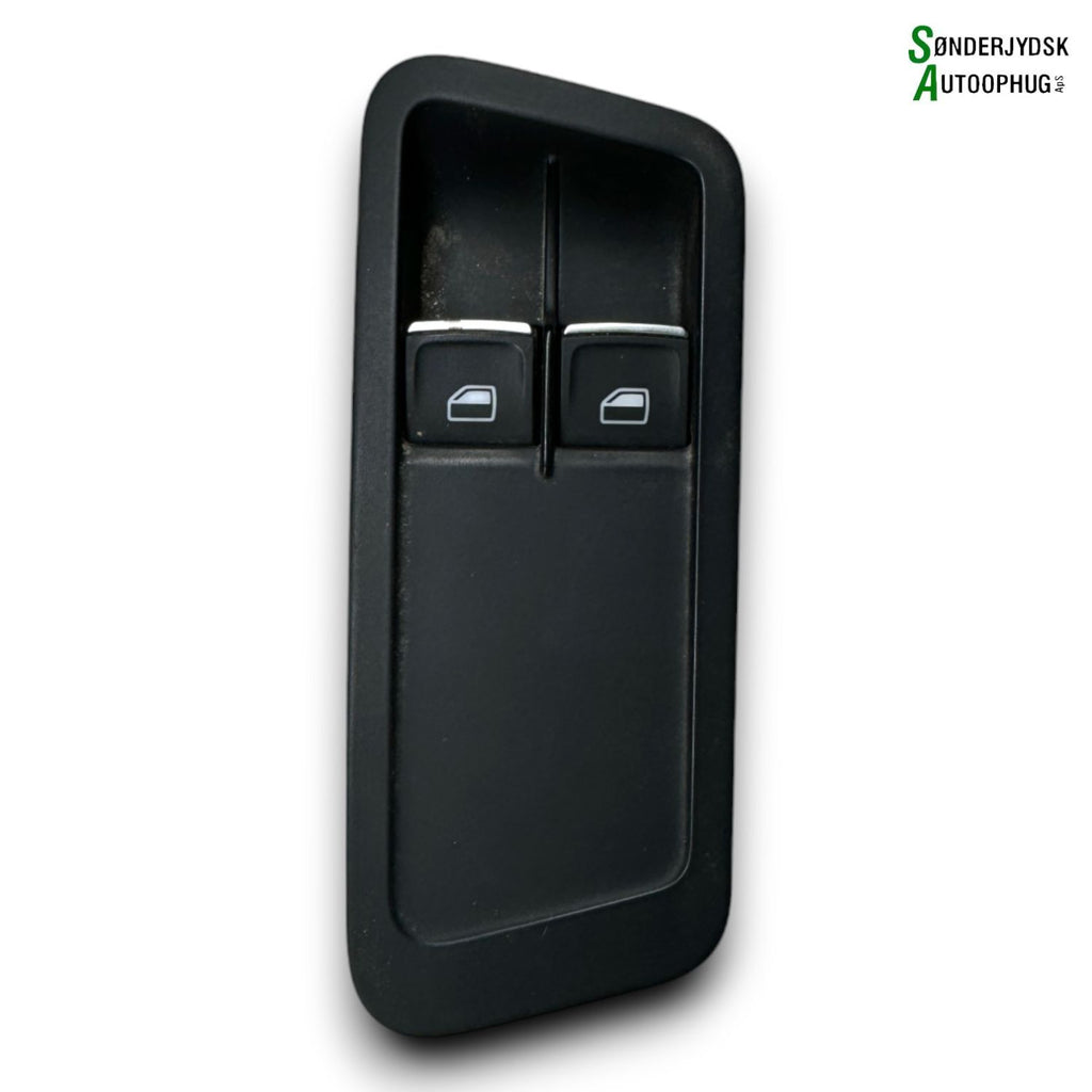 VW Golf 7 Au Kontakt Rudehejs Med OEM Nr. 5G0959858C Fra VW Ophugger