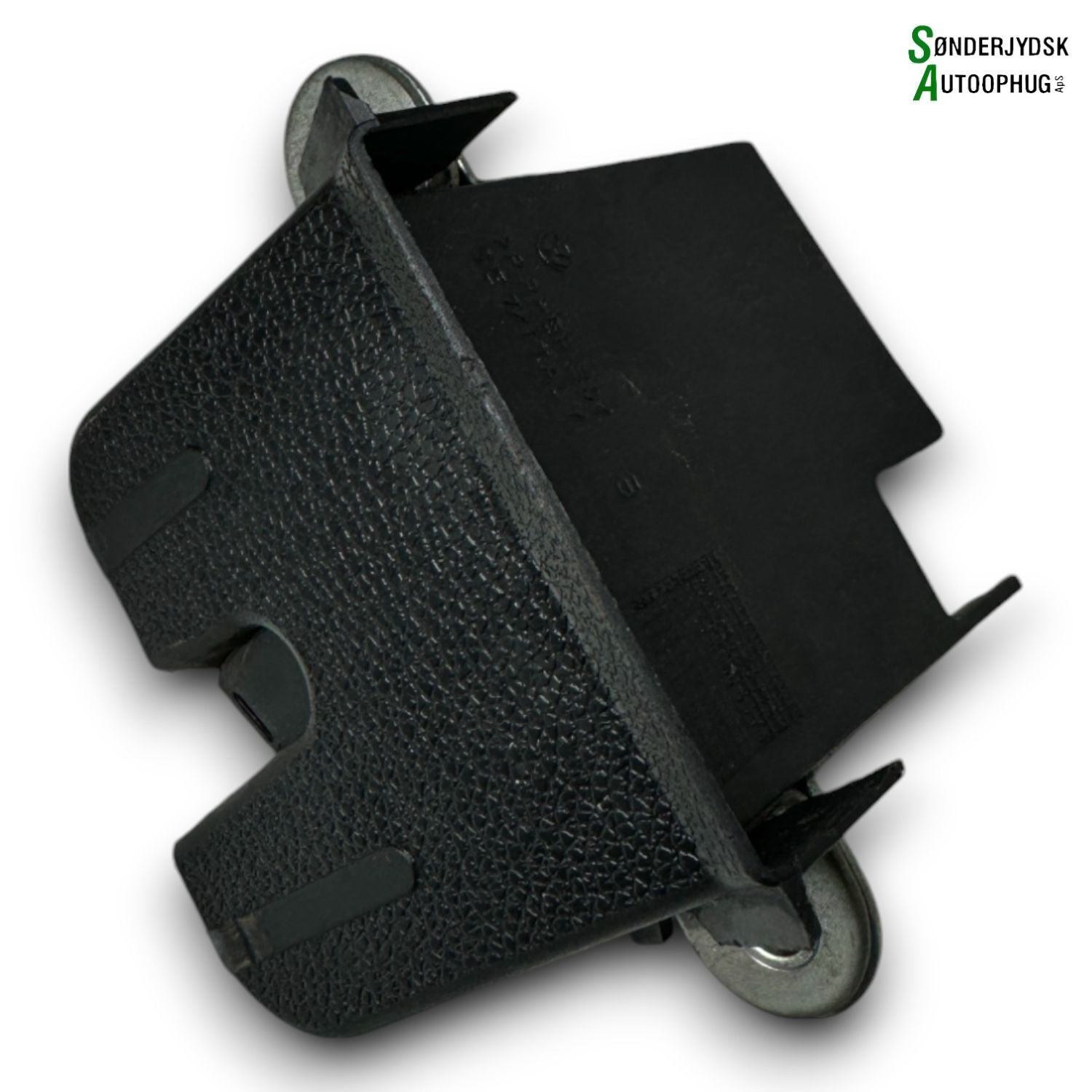 VW Golf 7 AU Dørlås Med OEM Nr. 5G6827505B Fra VW Ophugger