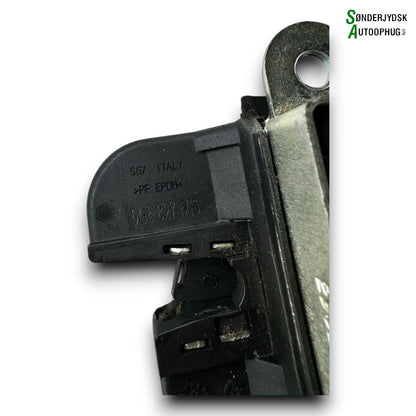 VW Golf 7 AU Dørlås Med OEM Nr. 5G6827505 Fra VW Ophugger