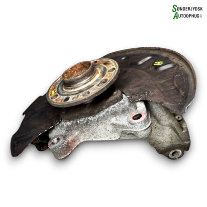 VW Golf 7 AU Spindel For H Med OEM Nr. 5Q0407254A Fra VW Ophugger