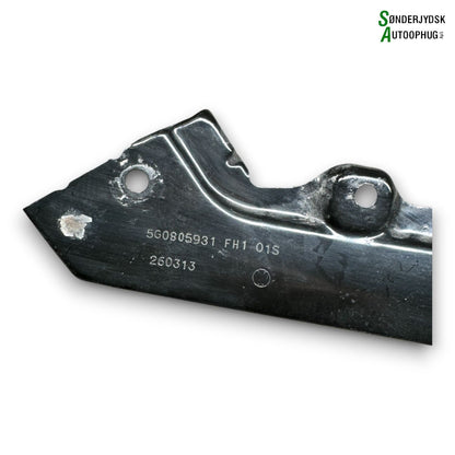 VW Golf 7 AU Forlygteholder Med OEM Nr. 5G0805931 Fra VW Ophugger