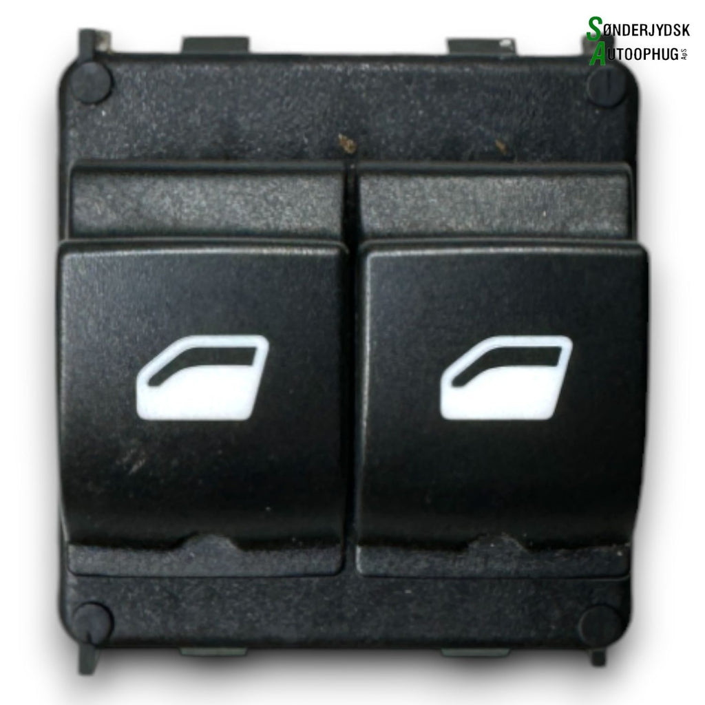 Peugeot 208 Kontakt Rudehejs Med OEM Nr. 96664313ZD Fra Peugeot Ophugger