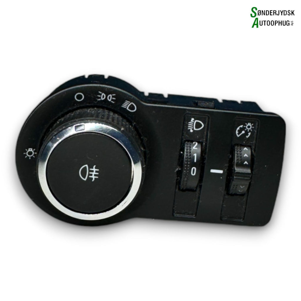 Opel Karl Kontakt Lys Med OEM Nr. 95248631 Fra Opel Ophugger