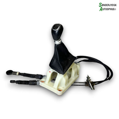 Hyundai I20 NL Gearskifte Med OEM Nr. 43794C8100 Fra Hyundai Ophugger