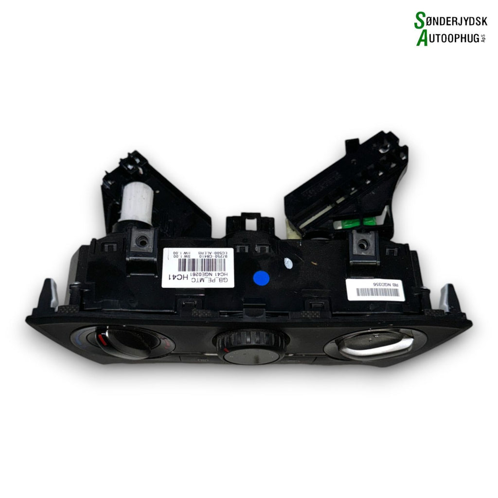 Hyundai I20 Nl Varmeregulering Med OEM Nr. 97250C8410RDR Fra Hyundai Ophugger