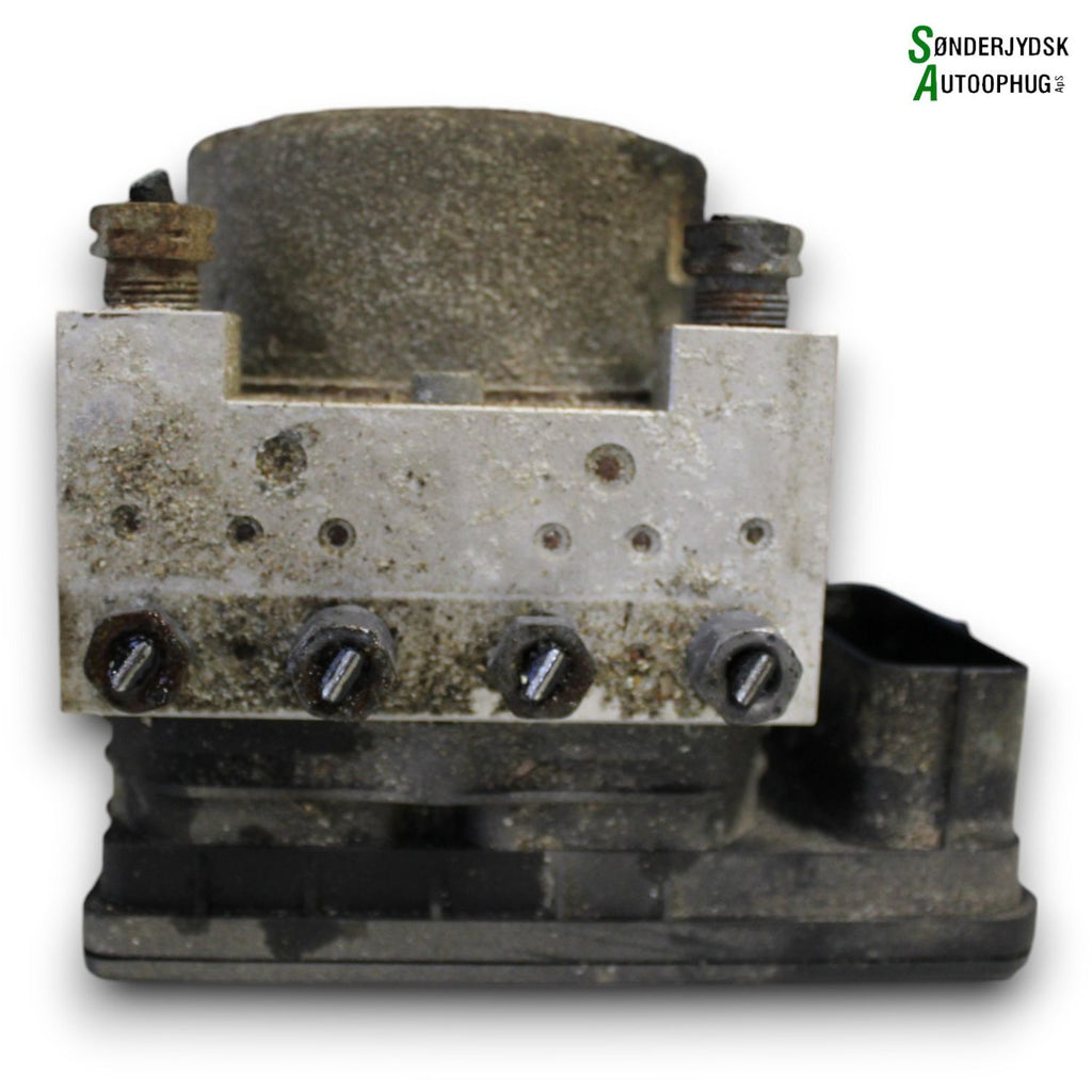 Peugeot 208 ABS Pumpe Med OEM Nr. 1609927680 Fra Peugeot Ophugger