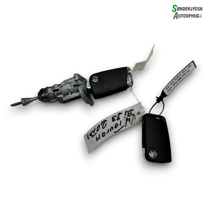 VW Touran 5T Tændingslås  Med OEM Nr. 107837167EP Fra VW Ophugger