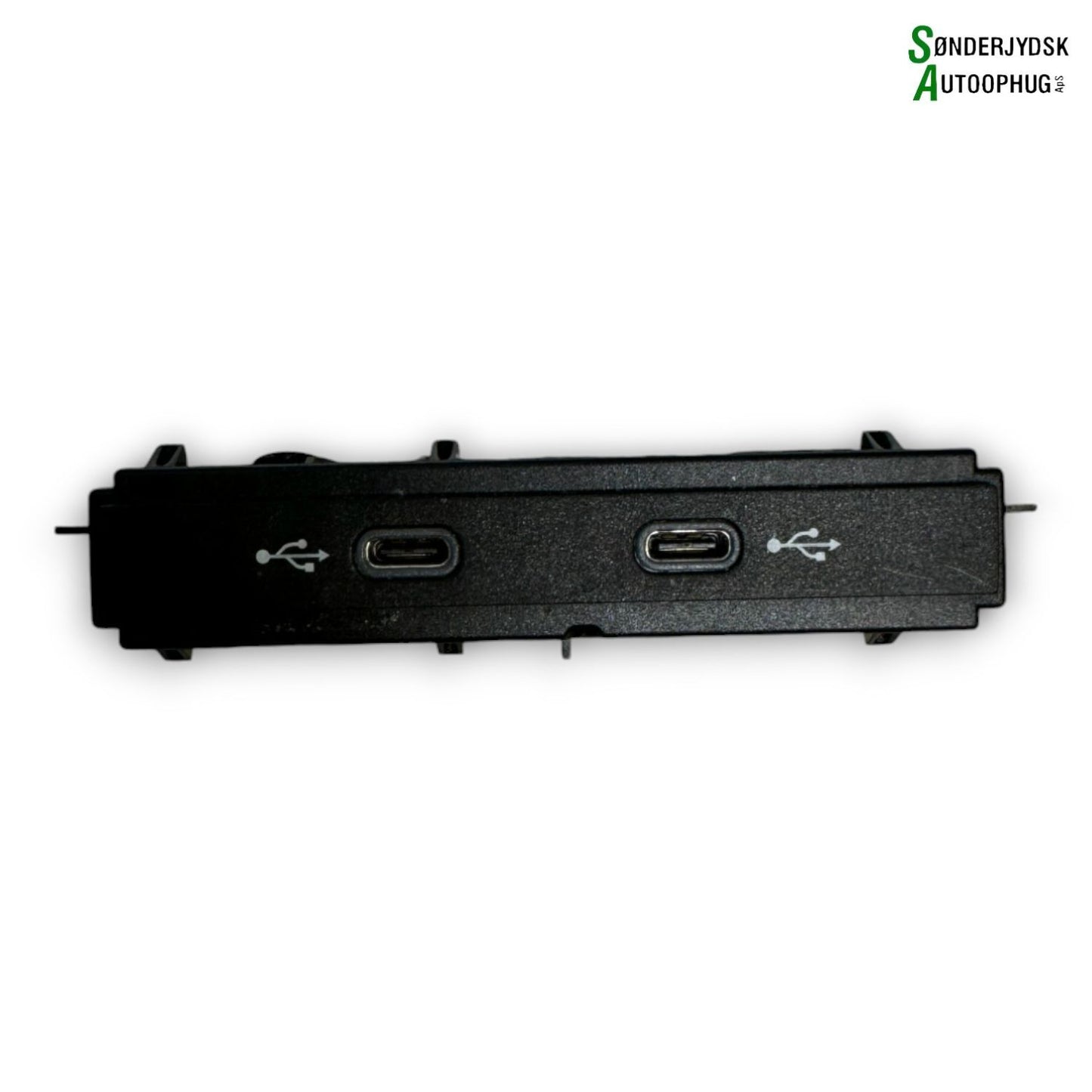 VW Touran 5T Radio Div. Tilbehør Med OEM Nr. 5NA035700 Fra VW Ophugger