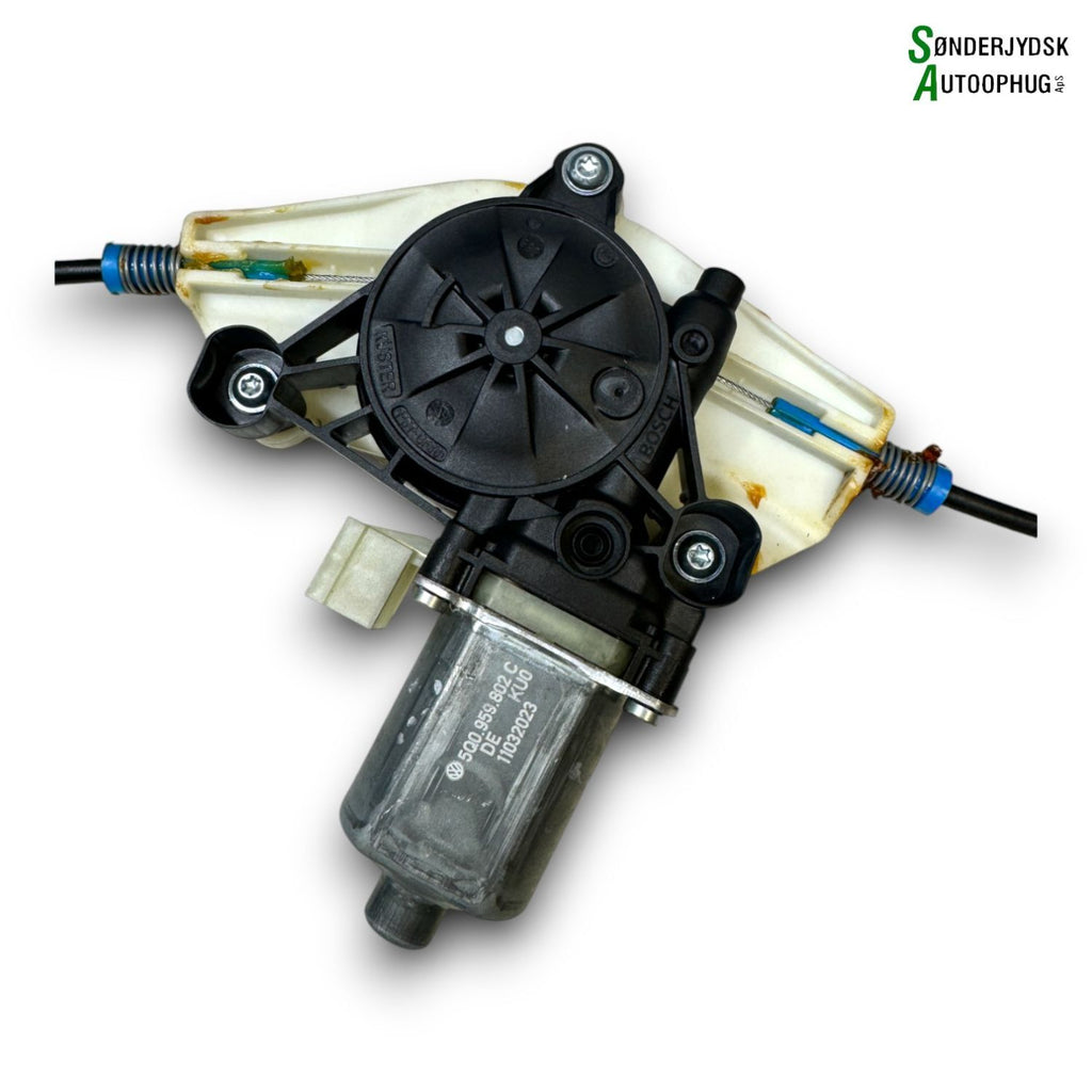 VW Touran 5T Rudemotor - Rudehejs Med OEM Nr. 5Q0959802C Fra VW Ophugger